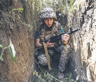 Ukrainki-żołnierki walczą za swój kraj. I nie liczą na taryfę ulgową