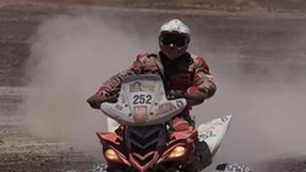 Rajd Dakar 2010: Sonik – po zderzeniu z motocyklistą noga wpadła pod quada (po 7. etapie)