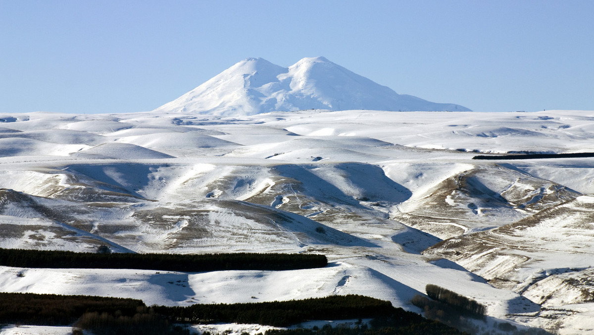 Sebastian Kawa jako pierwszy szybownik w historii wzleciał ponad Elbrus, najwyższy szczyt Kaukazu. Jak poinformował, wyprawa była niezwykle trudna, głównie z powodu szalejących w górach burz.