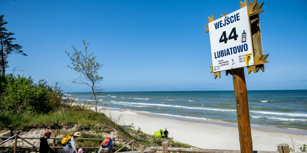 Plaża w Lubiatowie, niedaleko miejsca, gdzie ma powstać pierwsza elektrownia jądrowa.