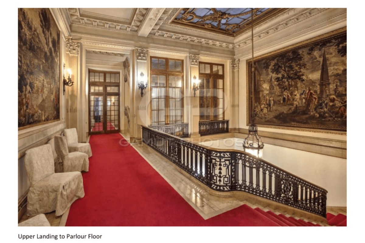 Titova vila, Gornji hodnik