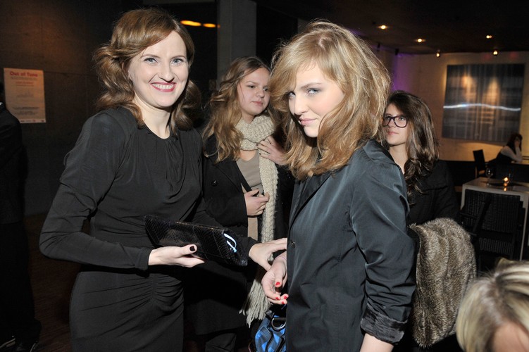 Izabela Kuna, Nadia Kurzelewska