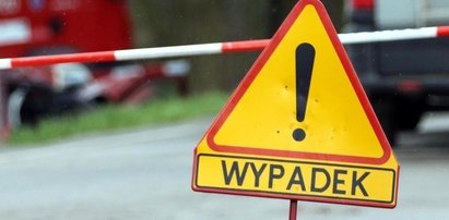 Śmiertelny wypadek we Wrocławiu. Pasażerka walczy o życie