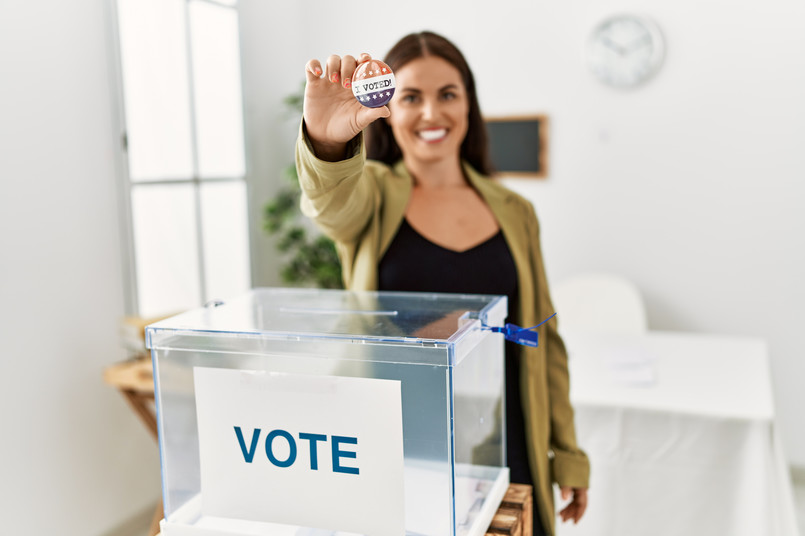 Wybory 2023. Jak zagłosować za granicą? Uwaga na terminy zapisów i te formalności