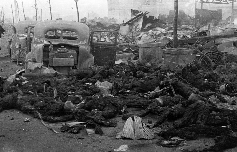 Ofiarą nalotu dokonanego w nocy z 9 na 10 marca 1945 roku mogło paść nawet 100 tysięcy mieszkańców Tokio
