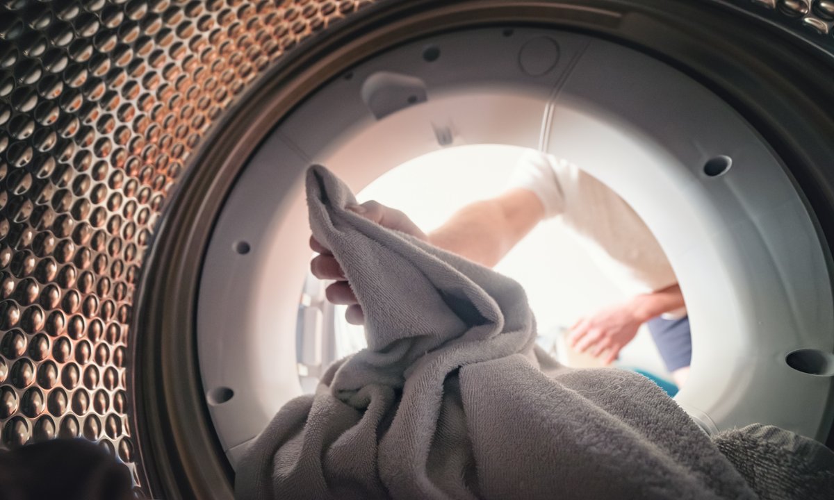 Ile razy dziennie można bezpiecznie prać w pralce? Eksperci wyjaśniają