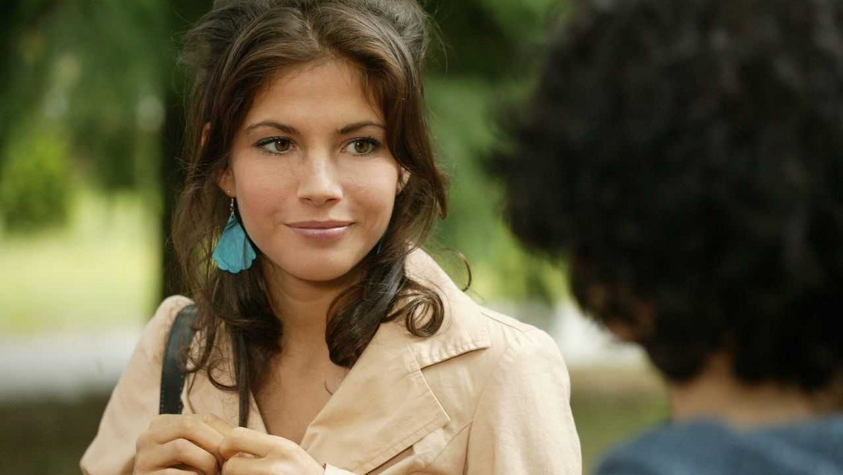 Weronika Rosati wraca po 13 latach do obsady "M jak miłość". Aktorka odłączyła do obsady serialu w 2002 roku, mając 18 lat. Rola w hicie TVP2 była pierwszą poważną w jej życiu.