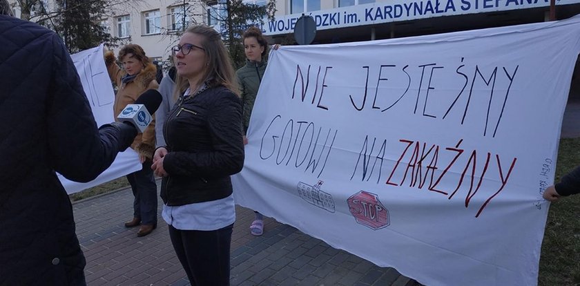 Niespokojnie w Łomży. Mieszkańcy walczą o swój szpital. Interweniuje policja