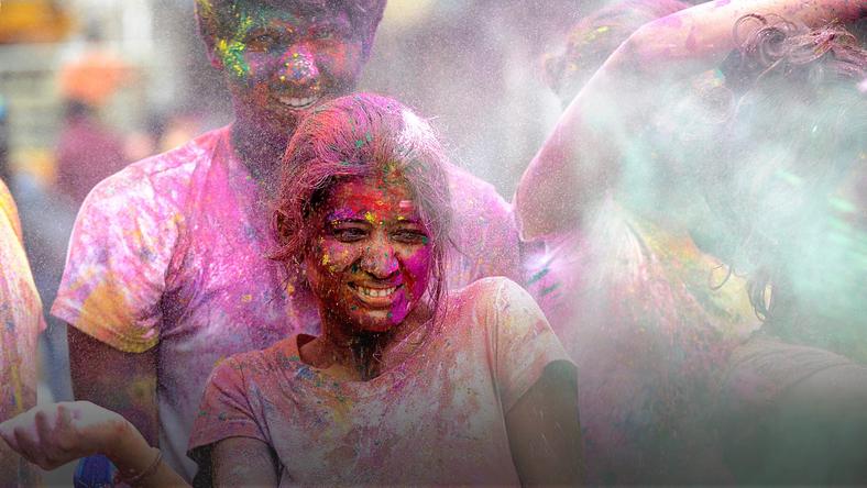 Święto Holi w Indiach. Kolorowe powitanie wiosny