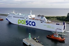 Nowy polski prom Jantar Unity zacumował w Szczecinie [dane techniczne, wymiary, chrzest]