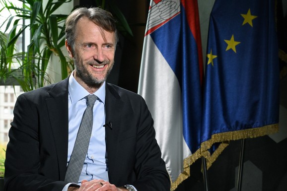 "VEZE SRBIJE I EU NERASKIDIVE" Bekerat: "Unija najveći trgovinski partner Srbije"
