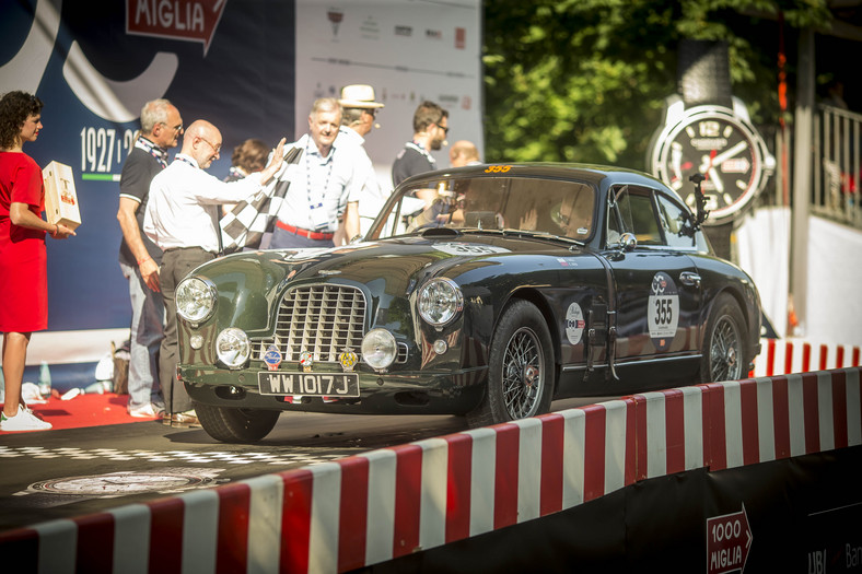 Perlage Team na mecie "Mille Miglia"