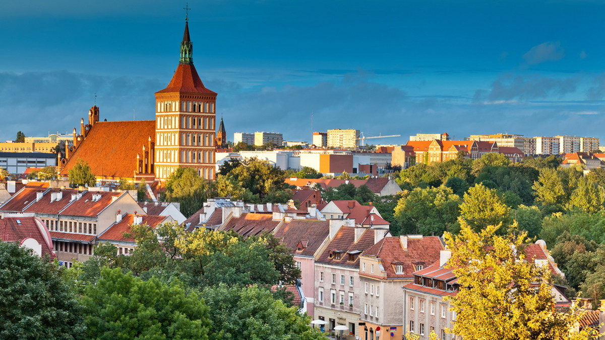 Wojewódzki Fundusz Ochrony Środowiska w Olsztynie podpisał w dzisiaj umowę z Urzędem Marszałkowskim, na mocy której ta instytucja rozdysponuje 206 mln euro z nowego Regionalnego Programu Operacyjnego. Pierwsze konkursy mają być ogłoszone w styczniu.