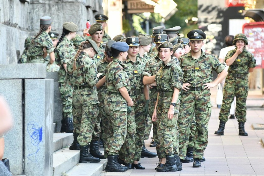 Predviđena dužina novog obaveznog vojnog roka dovoljna je za osnovnu obuku vojnika