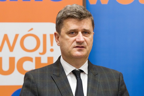 "Kto jest szatanem z Piotrkowa?" Palikot ogłasza sondę