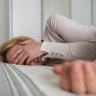 Állandóan fáradt? Egy rejtett hormonprobléma is állhat a háttérben