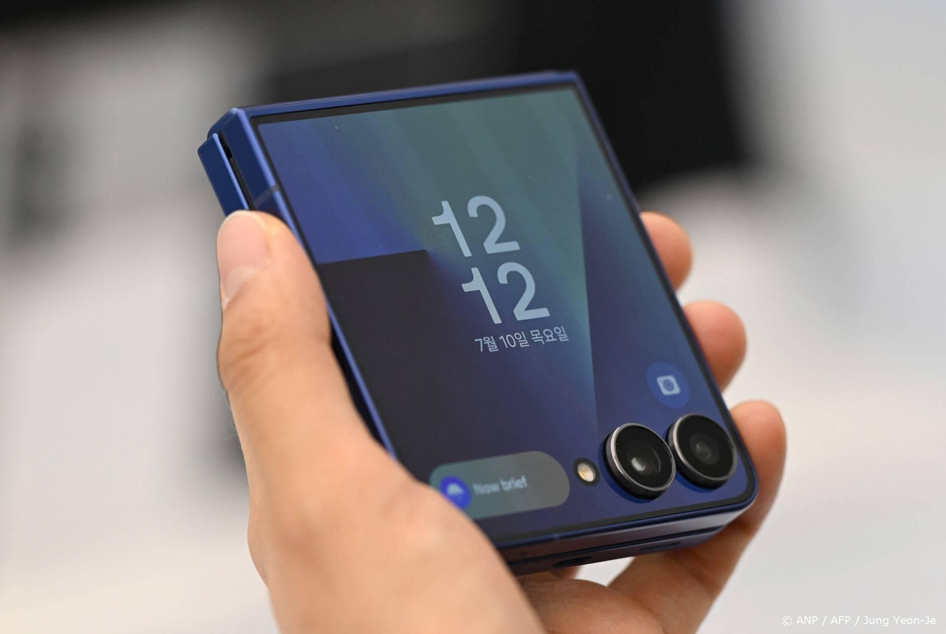 Первый тройной телефон Samsung lanceert в 2025 году