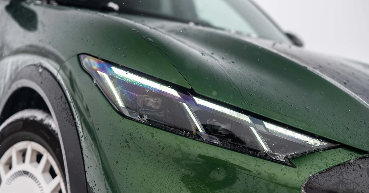 Oto Ford na szutry i śnieg. 487 KM i setka w 3,5 s