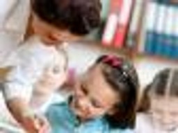 Przeszacowane pensje nauczycieli w miastach. Stażyści stracą dodatek wyrównawczy