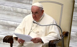 Papież apeluje do Putina. Mówi o "spirali przemocy i śmierci"