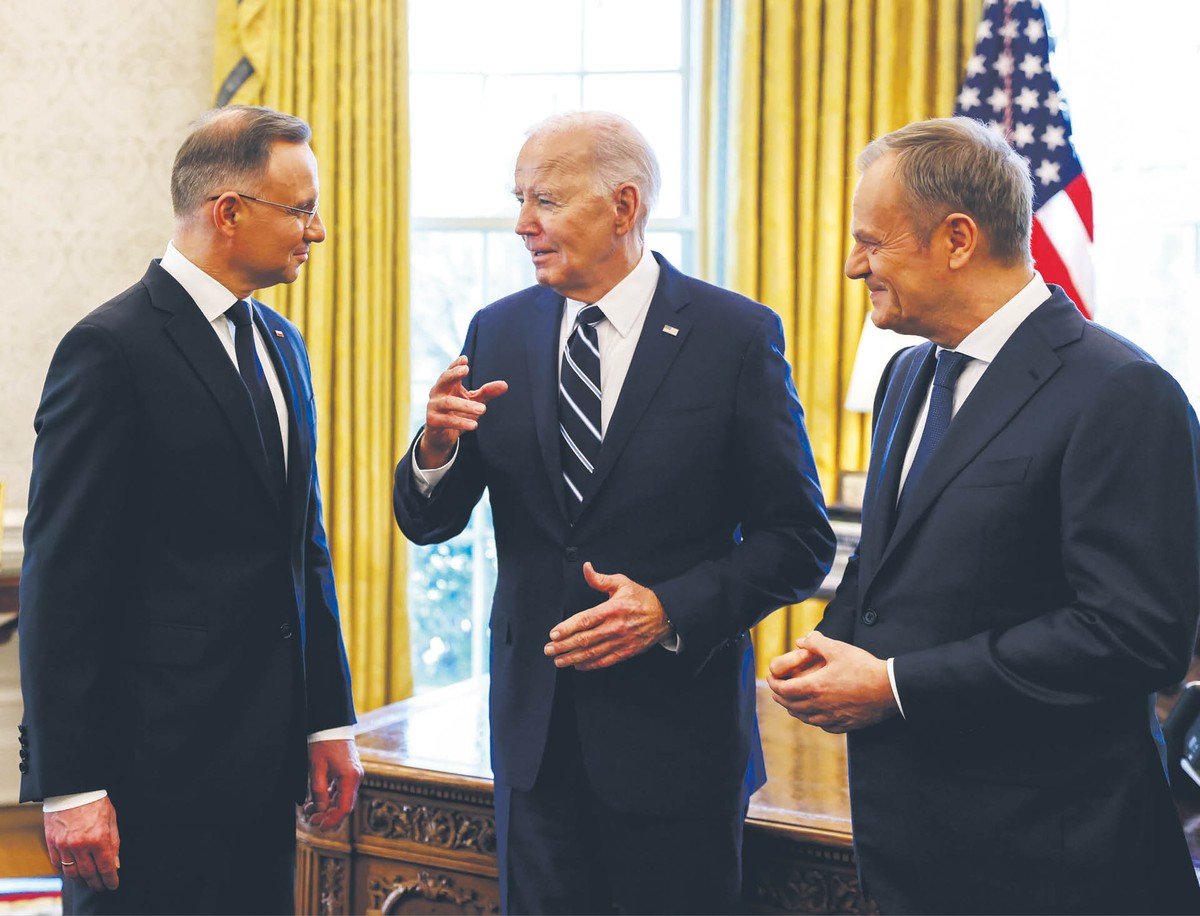 Rozmowy prezydenta Dudy i premiera Tuska z Joem Bidenem trwały dwie godziny