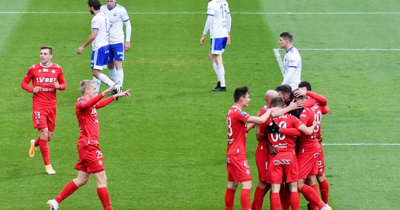 PKO Ekstraklasa: Stal Mielec wysoko przegrała z Wisłą ...