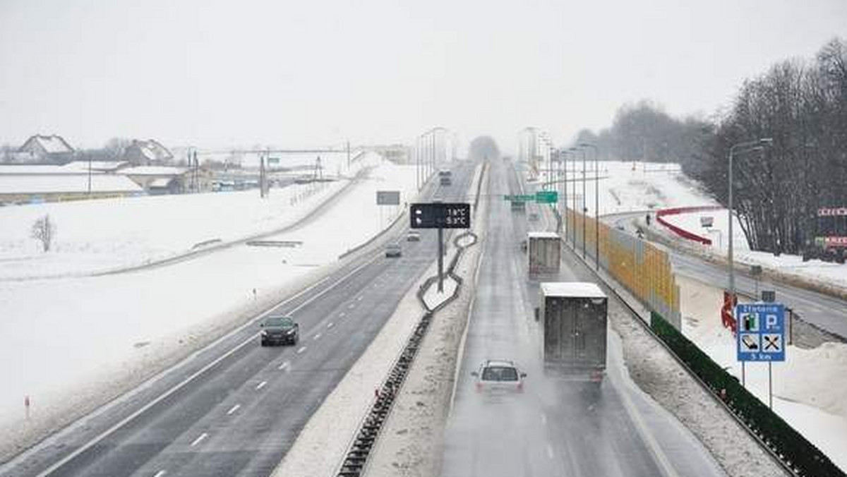 Gazeta Współczesna: Nie 90, ale 100 km/h będziemy jeździć na ekspresowej ósemce z Białegostoku do Jeżewa już od przyszłego tygodnia. Zmiany wprowadza Generalna Dyrekcja Dróg Krajowych i Autostrad.