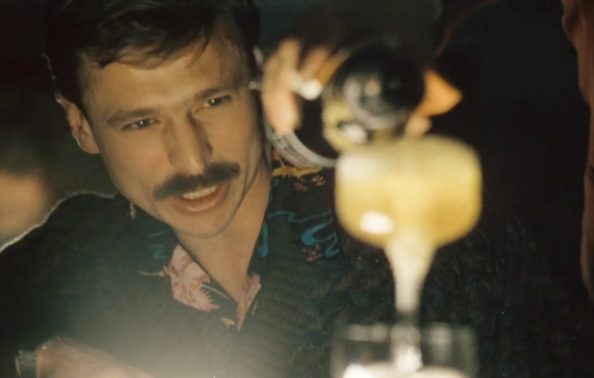 Český herec Josef Nedorost vo filme Bony a klid.