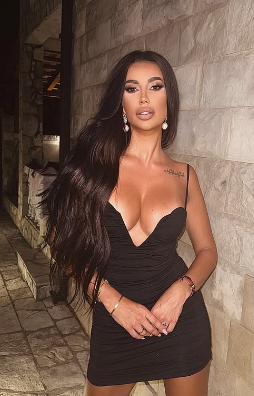 Katarina Grujić u provokativnom izdanju