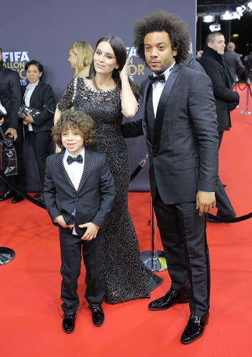 Piękne kobiety na gali FIFA. One kochają piłkarzy i ich...