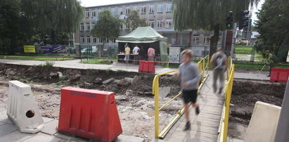 Gdańsk: groza pod szkołami