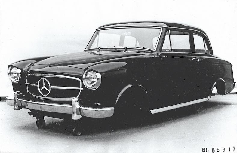 Mercedes W122