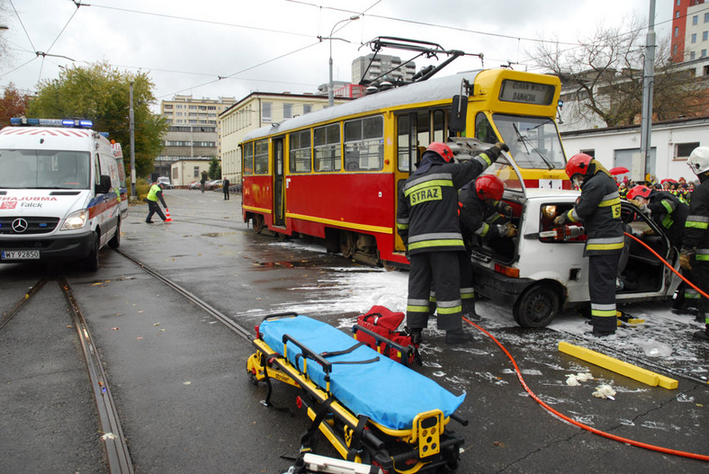 Widzisz auto na sygnale? Ułatw mu przejazd!