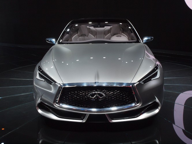 Infiniti Q60