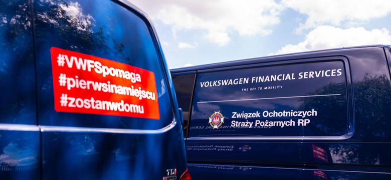 Volkswagen szybszy niż rząd. OSP już dostały nowe wozy 4x4 z kartami paliwowymi