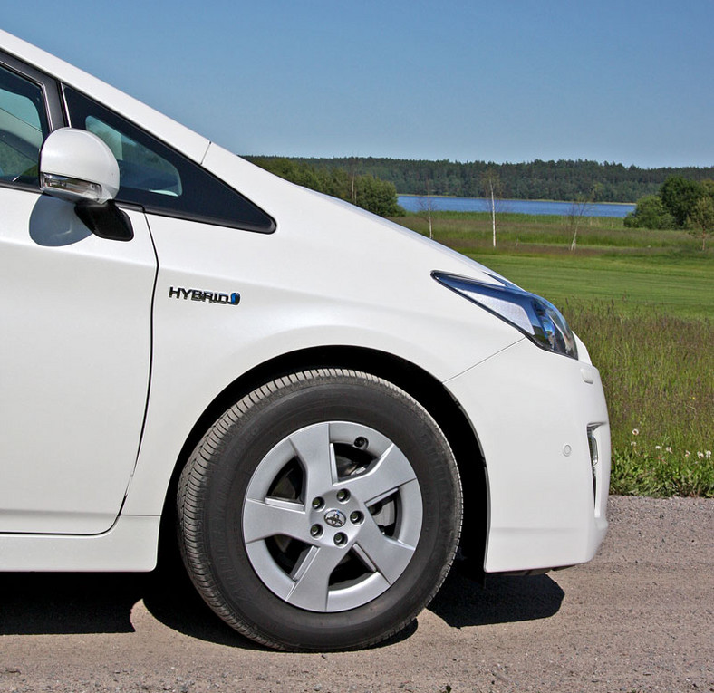 Japan Car of the Year 2009-2010 dla Toyoty Prius