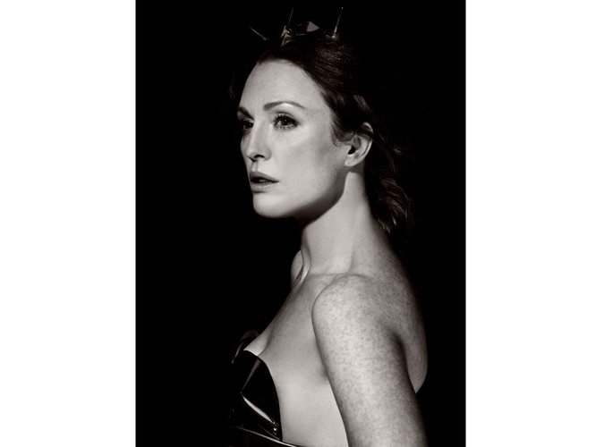 HERA - Julianne Moore