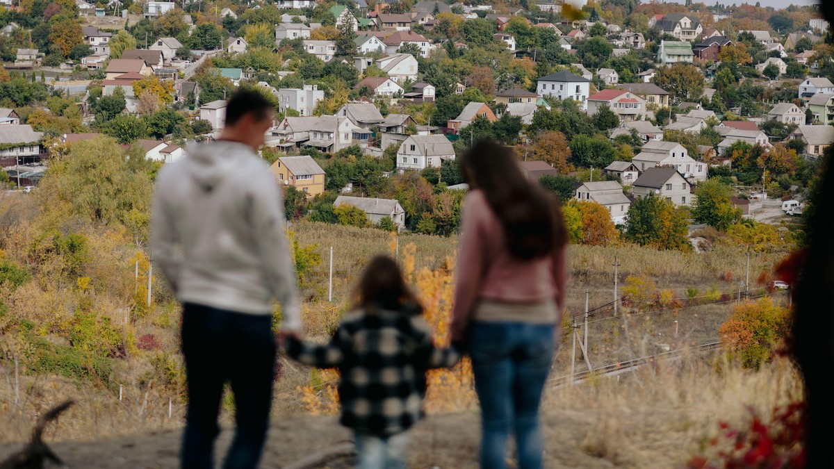 Očuha sam mrzela iz dna duše, a kad je umro našla sam snimak zbog kog se kajem (ILUSTRACIJA)