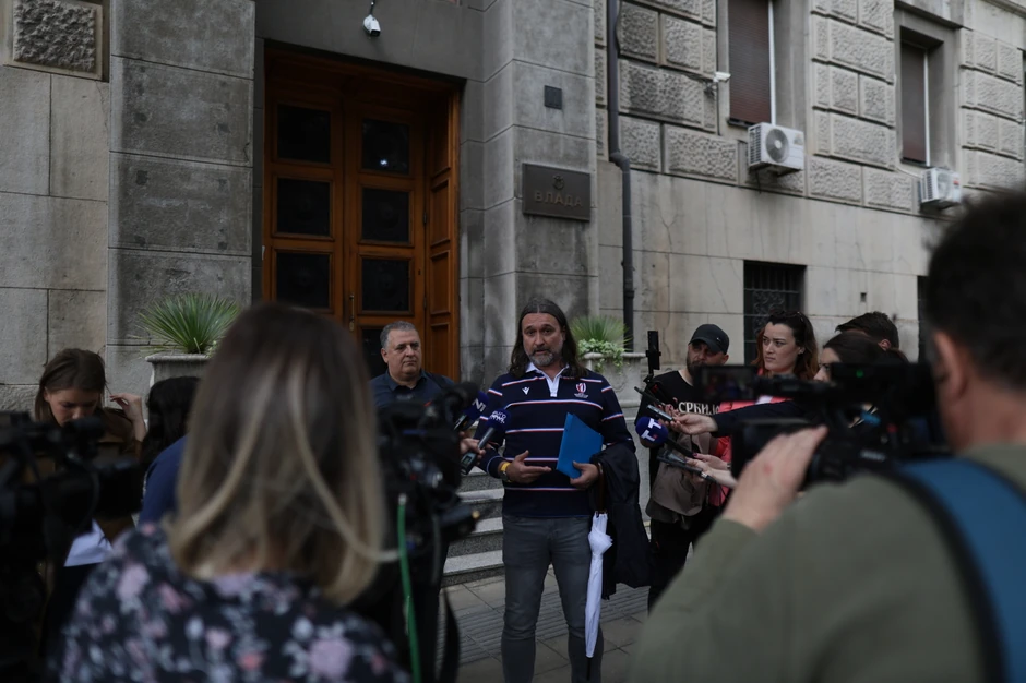 Predaja akademske peticije