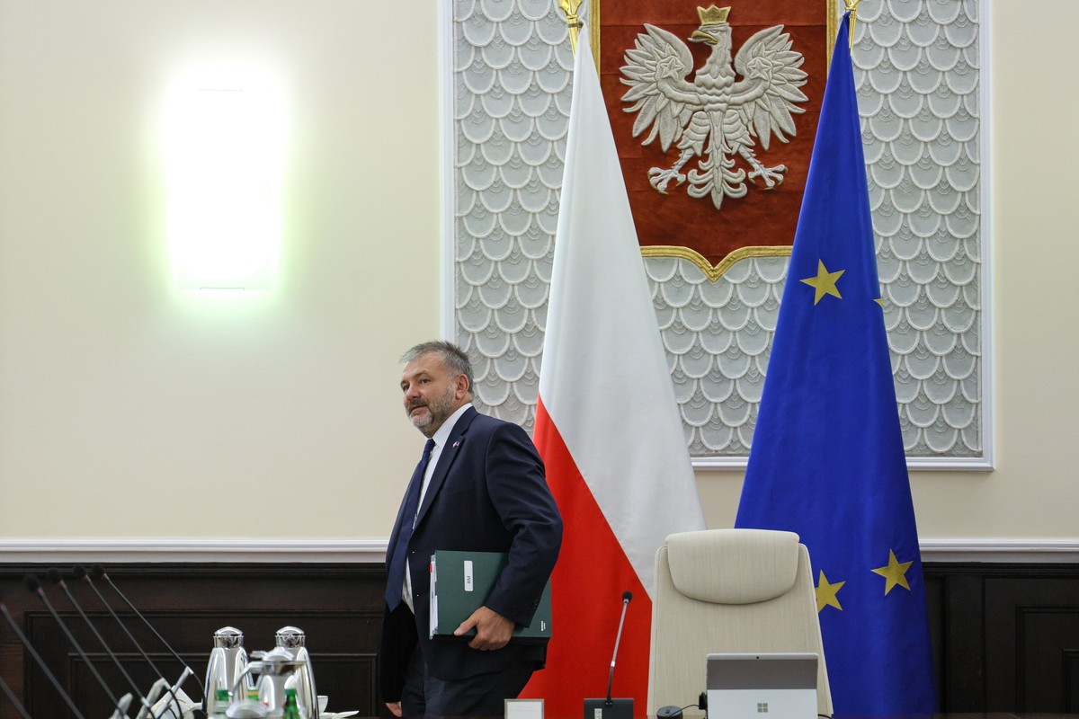 Reforma KRS. W Ministerstwie Sprawiedliwości trwają prace nad planem, który może całkowicie zmienić układ sił w Krajowej Radzie Sądownictwa. Resort ministra Żurka chce reaktywować starą Radę Sądownictwa