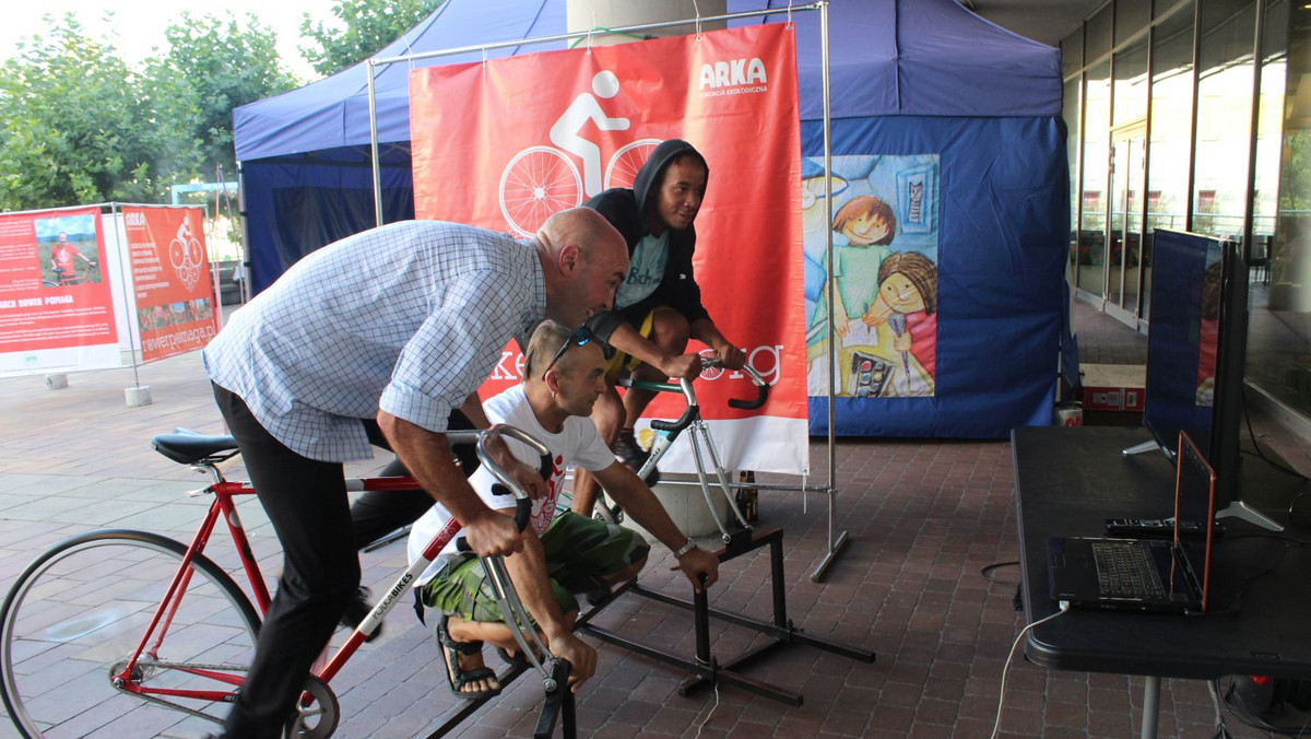 Podejmij sportowe wyzwanie i pomóż dzieciom w spełnieniu marzeń o własnym rowerze! Zapraszamy do włączenia się w IV edycję naszej charytatywnej akcji „Rower pomaga z Galerią SFERA”, w której każdy może pomóc dzieciom z domów dziecka oraz podopiecznym świetlic środowiskowych, a jednocześnie zadbać o własne zdrowie i kondycję fizyczną. Sportowe wyzwanie wystartowało już 1 sierpnia.