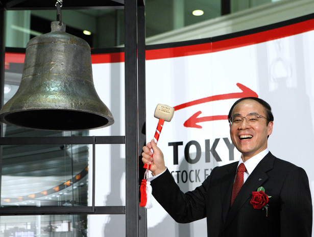 Koichiro Watanabe, jeden z szefów Dai-ichi Life Insurance, podczas debiutu tej spółki na giełdzie w Tokio
