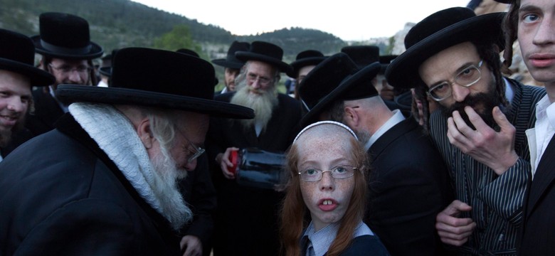 Żydzi przygotowują się do Paschy. Tłumy przyszły po wodę do starego źródła. FOTOREPORTAŻ