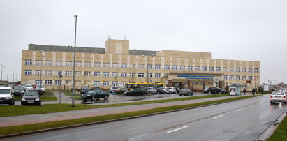 Pracownicy szpitala w Słupsku nie chcieli się zaszczepić. Radykalna decyzja dyrekcji