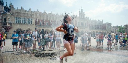 Nadchodzą upały. Jak je przetrwać?