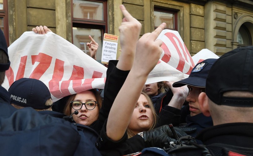 Rocznicowy marsz ONR i kontrdemonstracja Obywateli RP