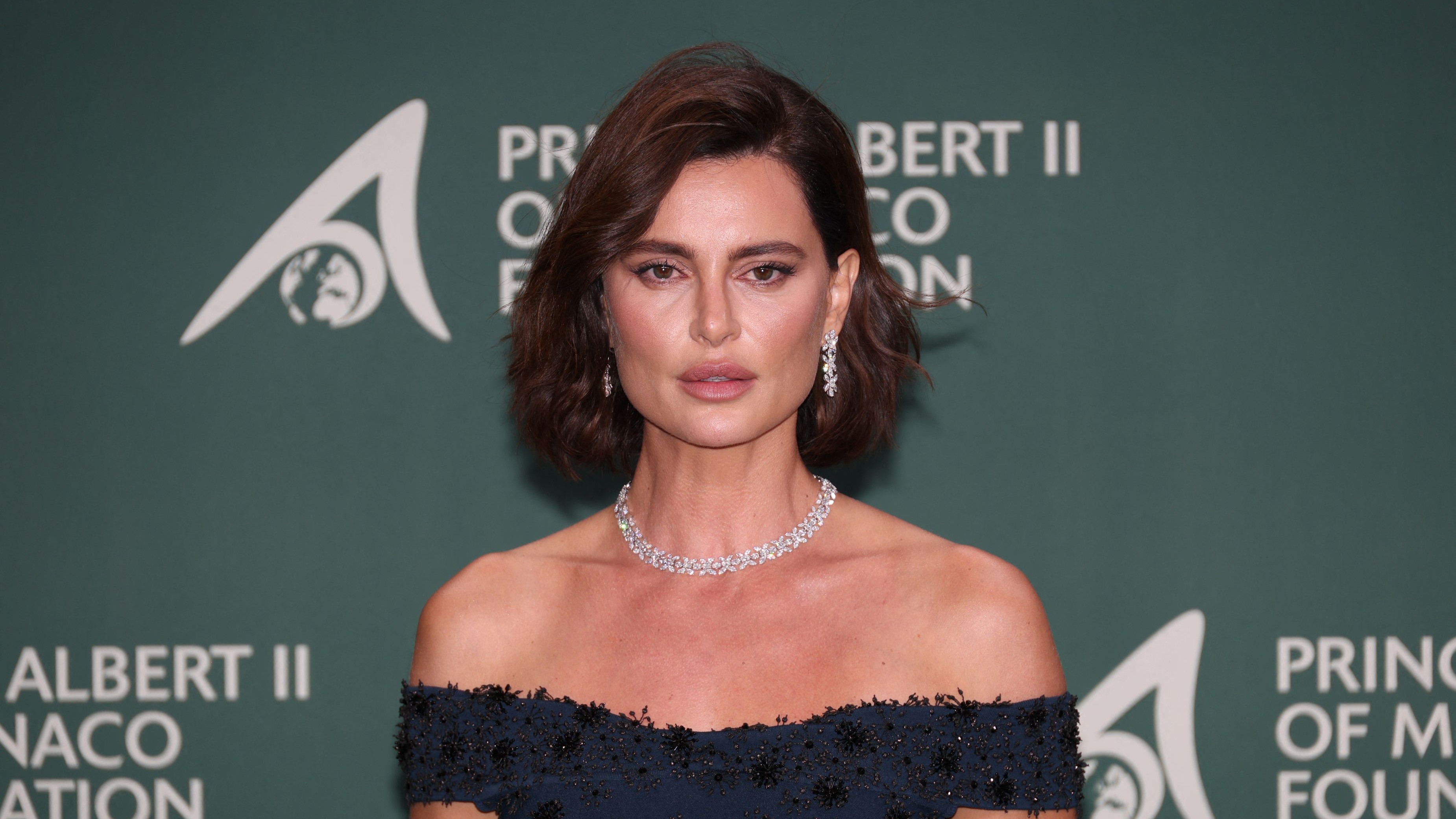 Cum a apărut Catrinel Menghia la gala Prințului Albert al II-lea de Monaco. A atras atenția pe covorul verde al evenimentului