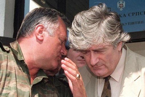 Ratko Mladić i Radovan Karadzic