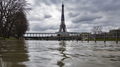 Powódź w Paryżu. Prognozy pogody nie zapowiadają poprawy