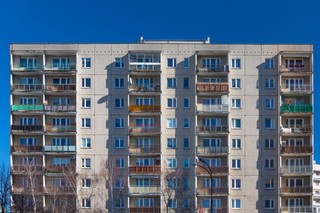 Wątpliwości w sprawie najmu senioralnego. Gmina może mieć problem z mieszkaniem po seniorze